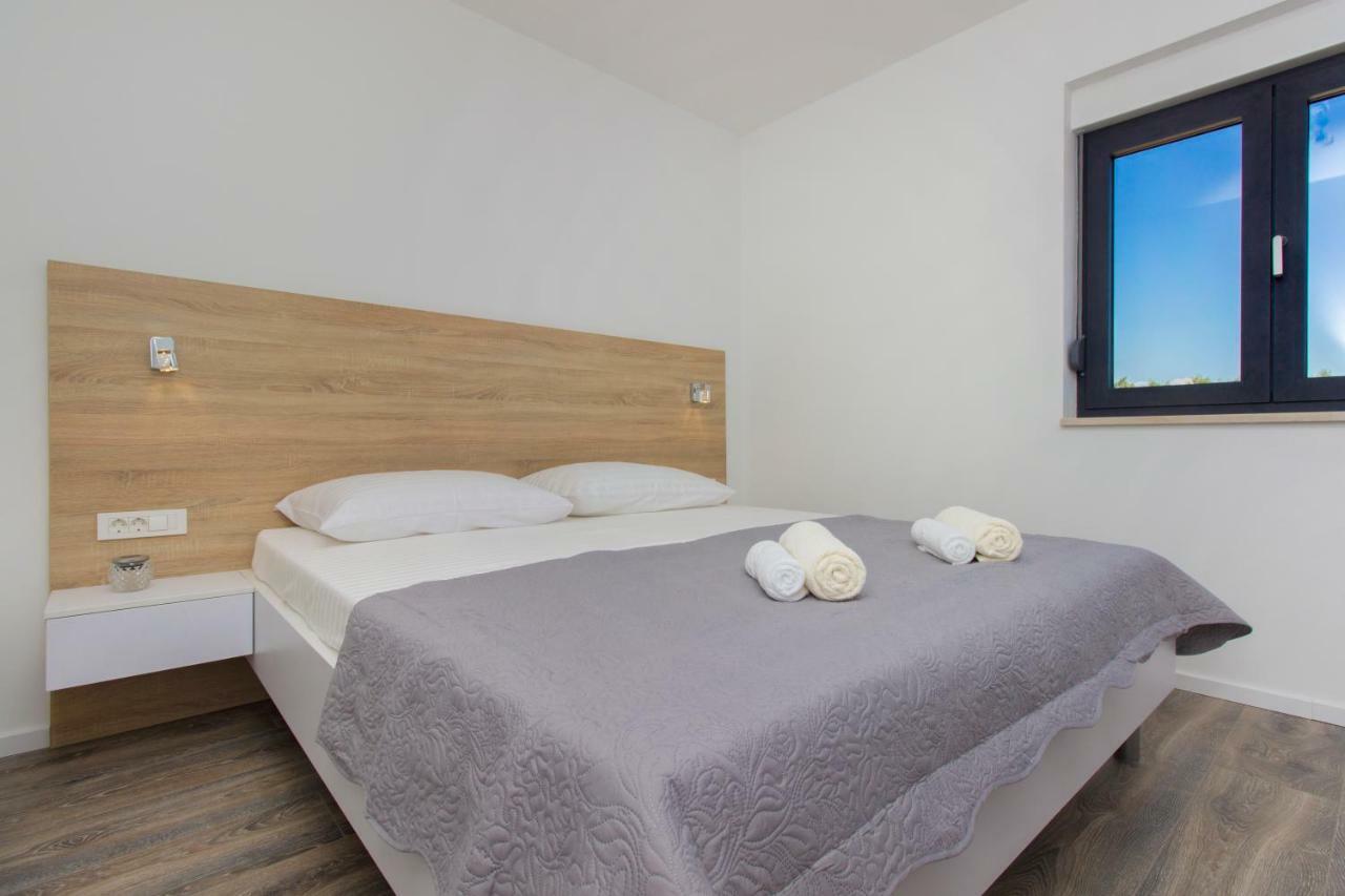 Villa Eden Srima Zewnętrze zdjęcie