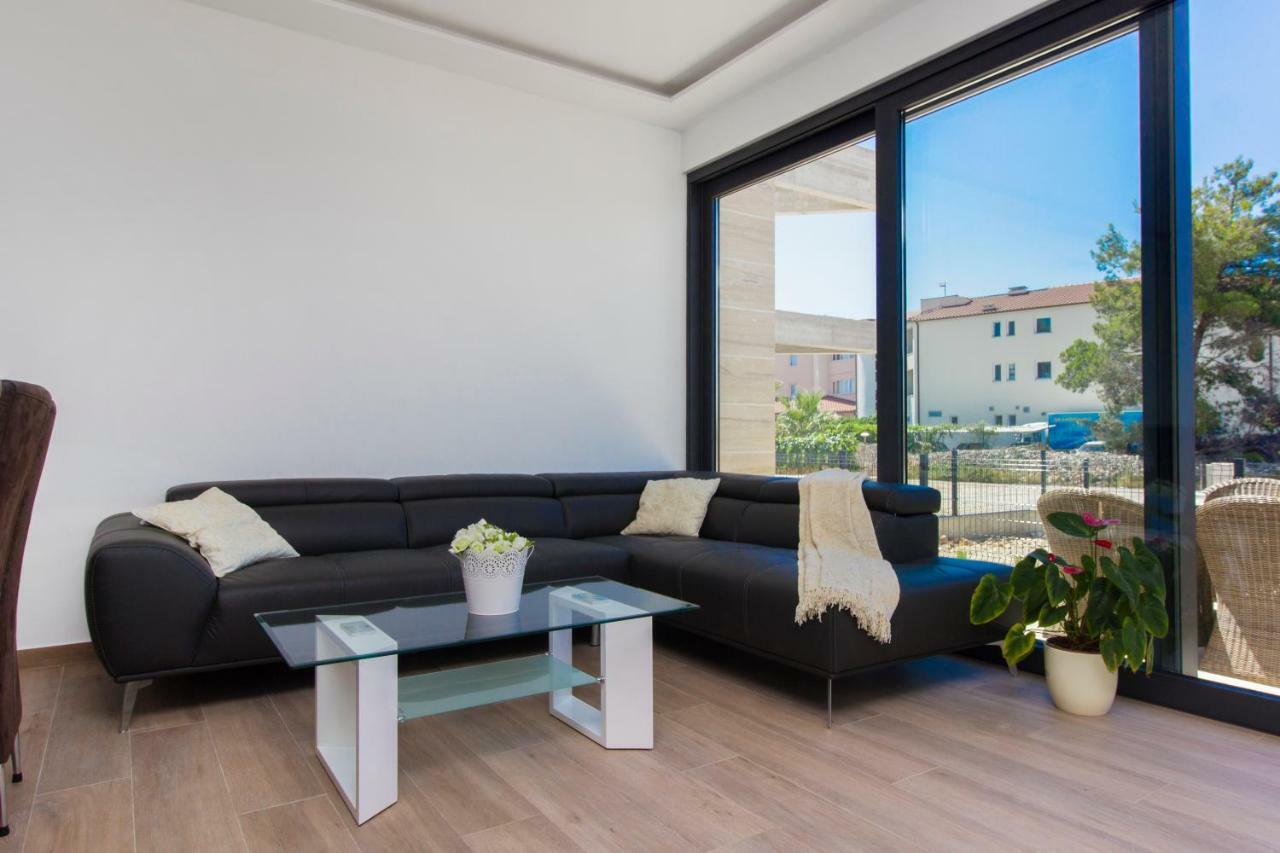 Villa Eden Srima Zewnętrze zdjęcie